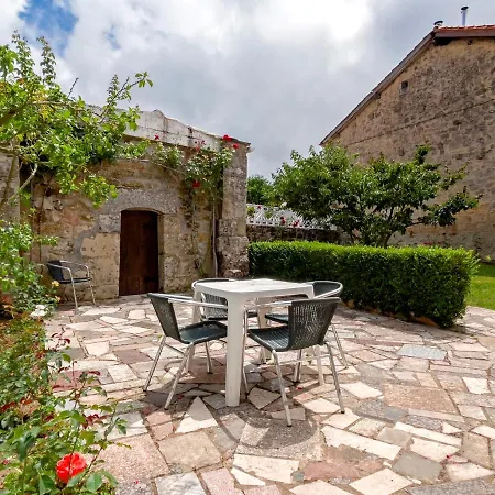 Puerto Del Escudo * Cilleruelo de Bezana